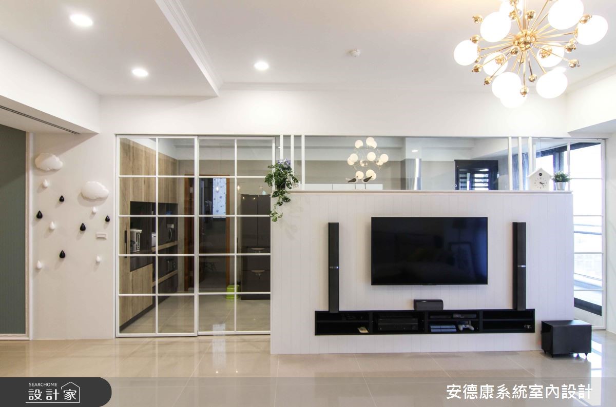 1 家 5 口的 32 坪混搭風新居,以極簡線條的美式及鄉