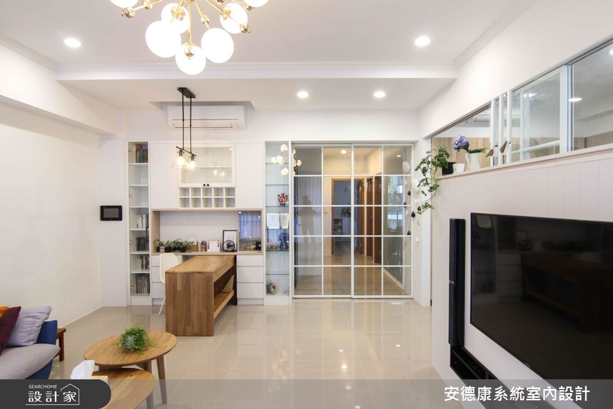 1 家 5 口的 32 坪混搭風新居,以極簡線條的美式及鄉