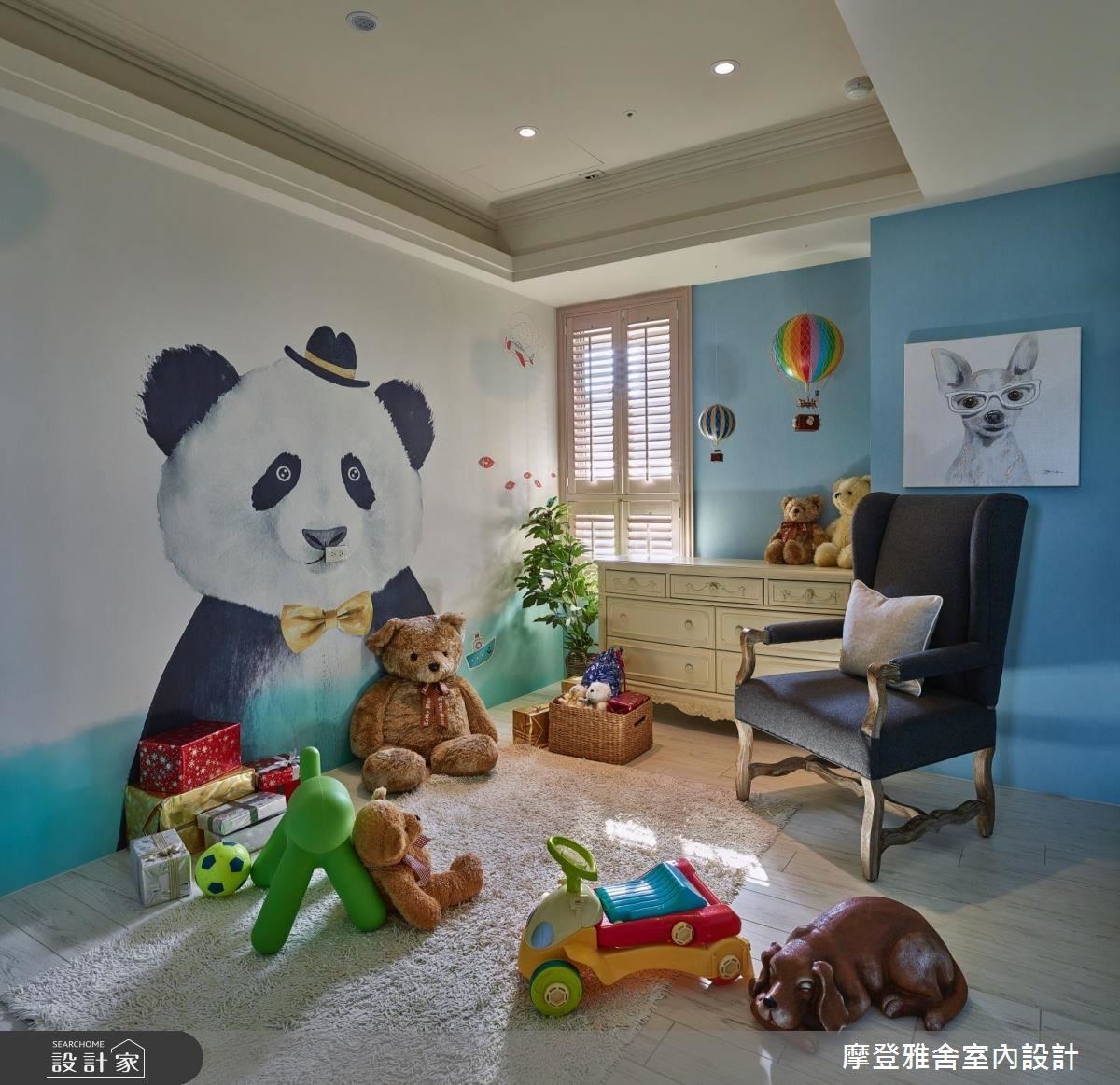小孩房以童趣熊貓壁紙,給孩子美好童年時光。 小孩房以童趣熊貓壁紙,給孩子美好童年時光。