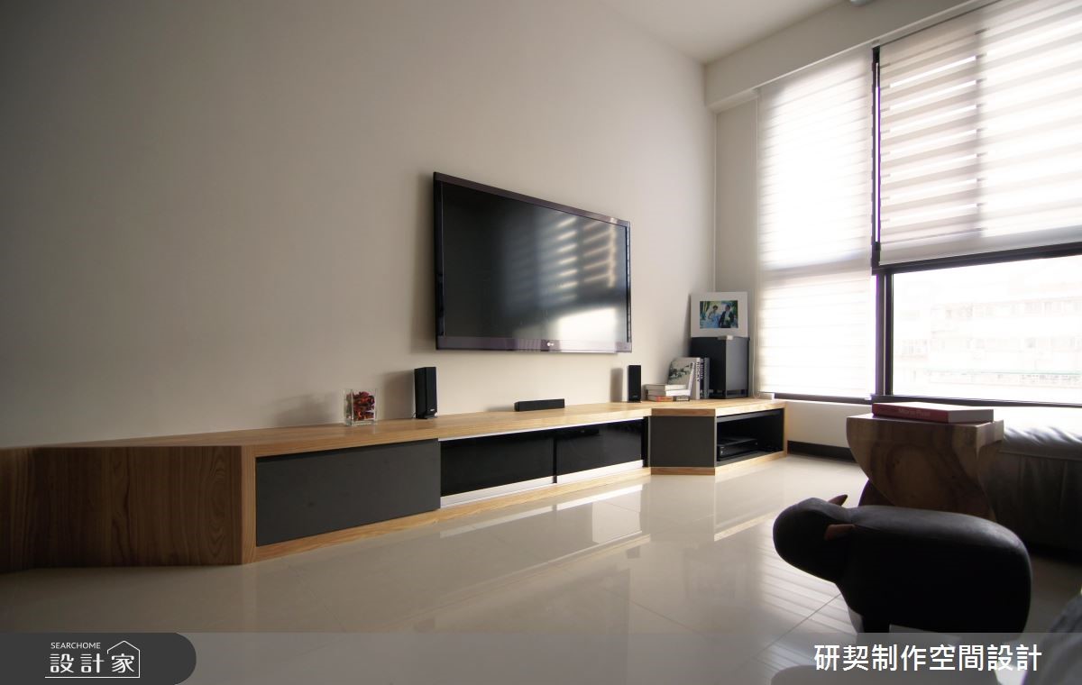 19 坪現代風居家,作為剛成家的年輕夫妻新婚住所,由