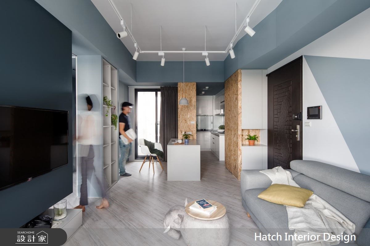 這間 20 坪的 Loft 風小宅,採用回字型格局規劃,並以