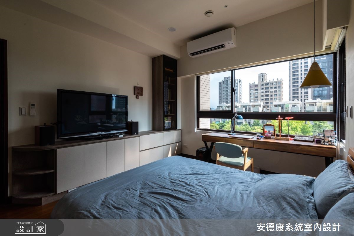 有想法與品味的屋主,在 38 坪擁有陽台的室內空間,實