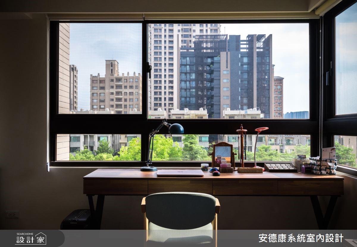 有想法與品味的屋主,在 38 坪擁有陽台的室內空間,實