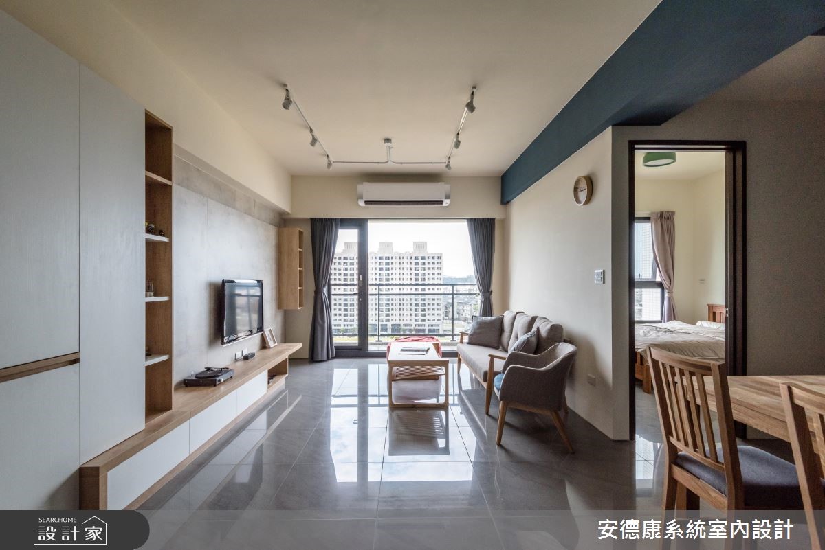 28 坪簡約風宅邸的屋主,任職於忙碌的科技業,回到家