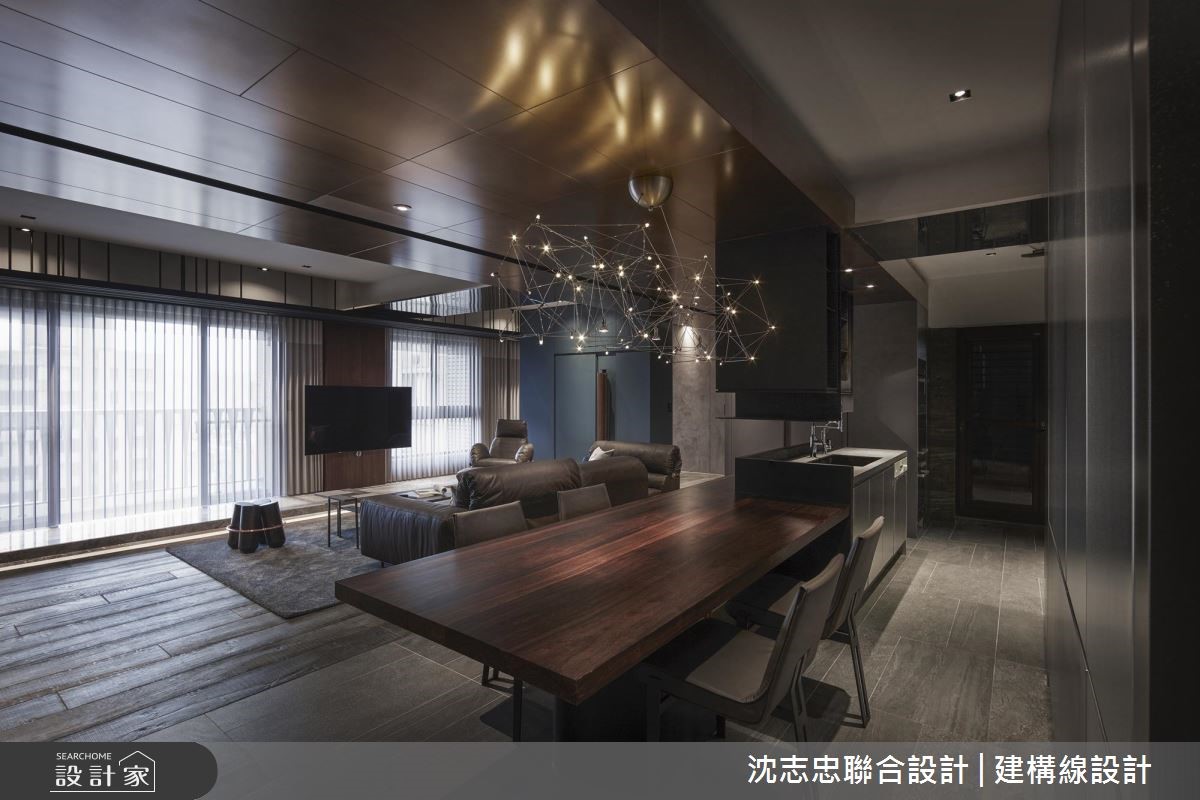 37 坪中古屋,設計師考量到原臥房較為狹隘,於是將格