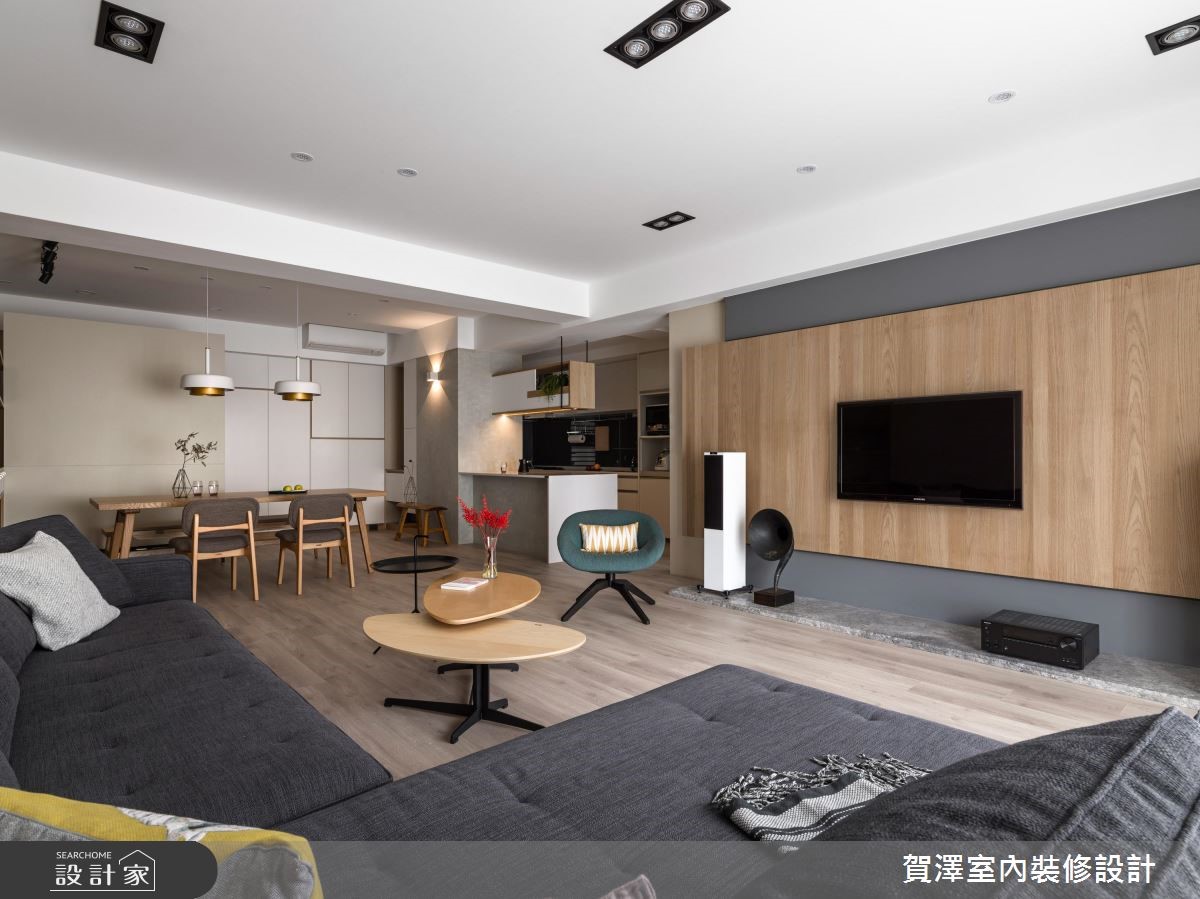 45坪的空間裡,以屋主喜愛的日系無印風作為基底,白色