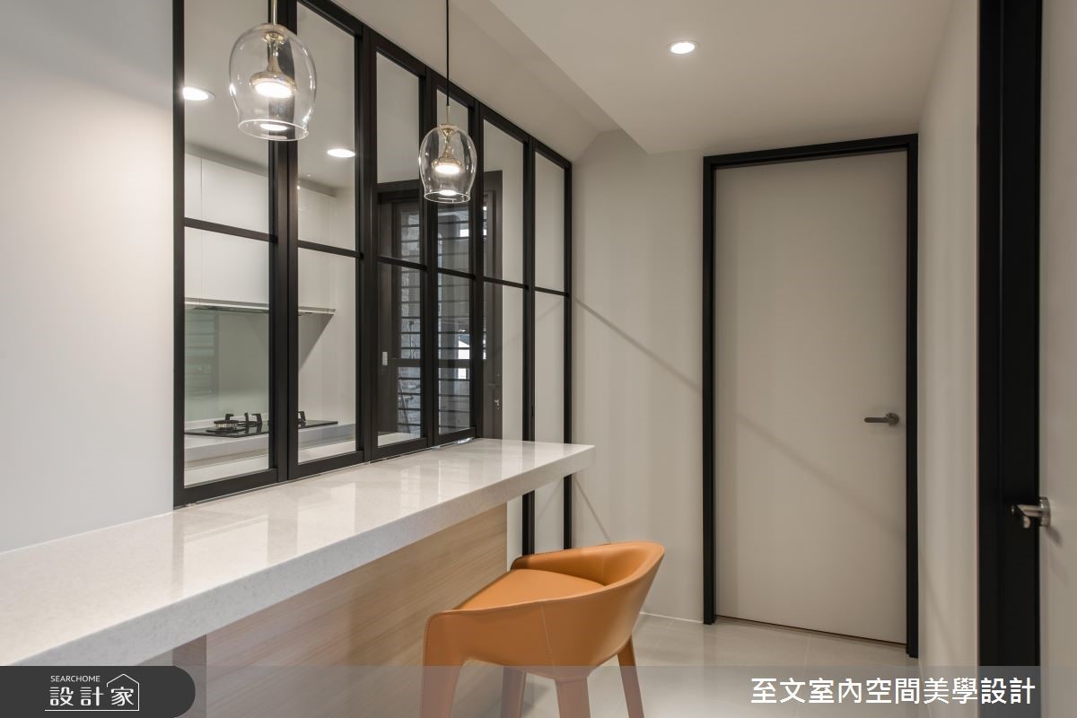 19 坪簡約風居家,屋主夫妻均為上班族,因增加家庭成