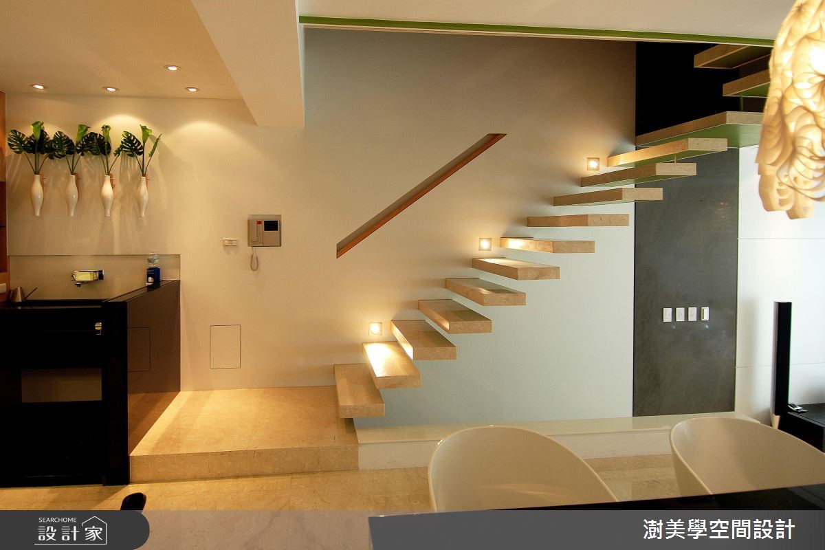 85坪的現代風透天別墅,設計師整頓格局,打造客廳、餐