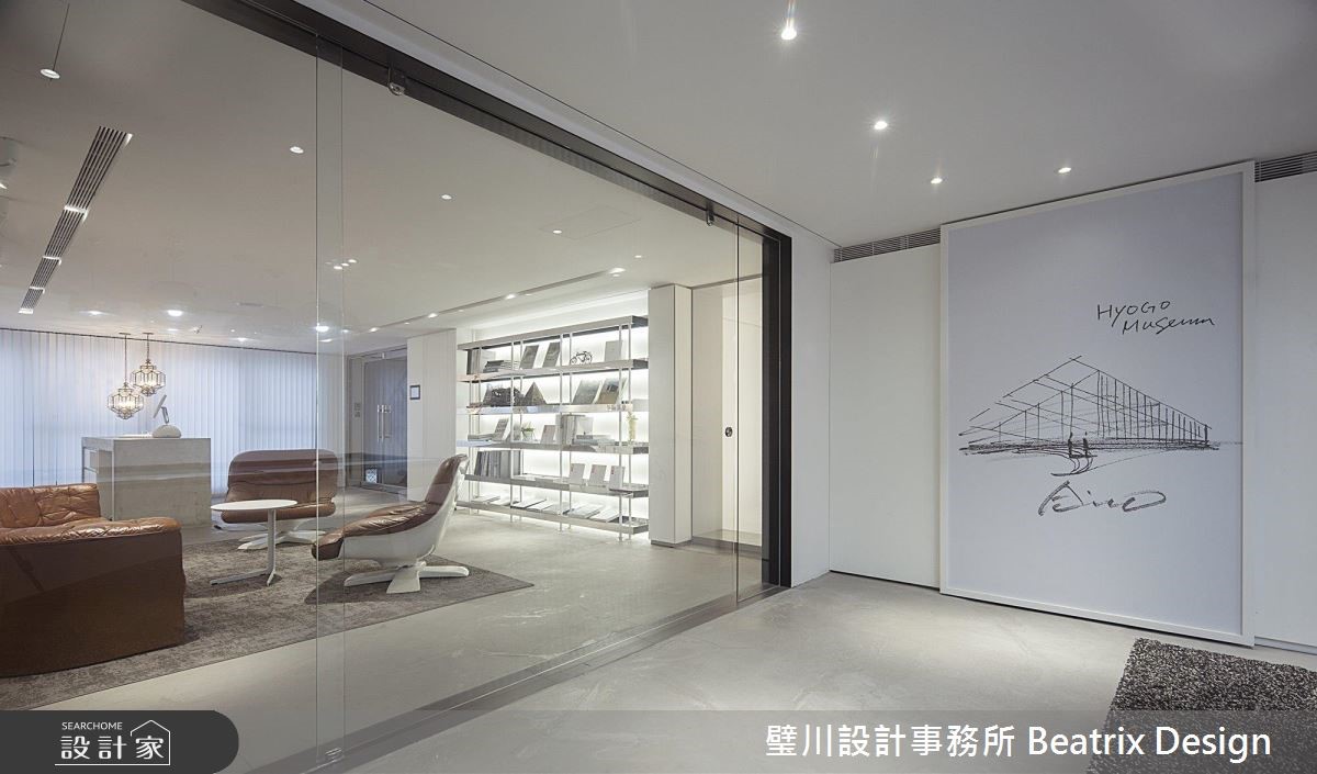 此空間為老屋翻新成設計公司的個案,除了老舊屋況需更