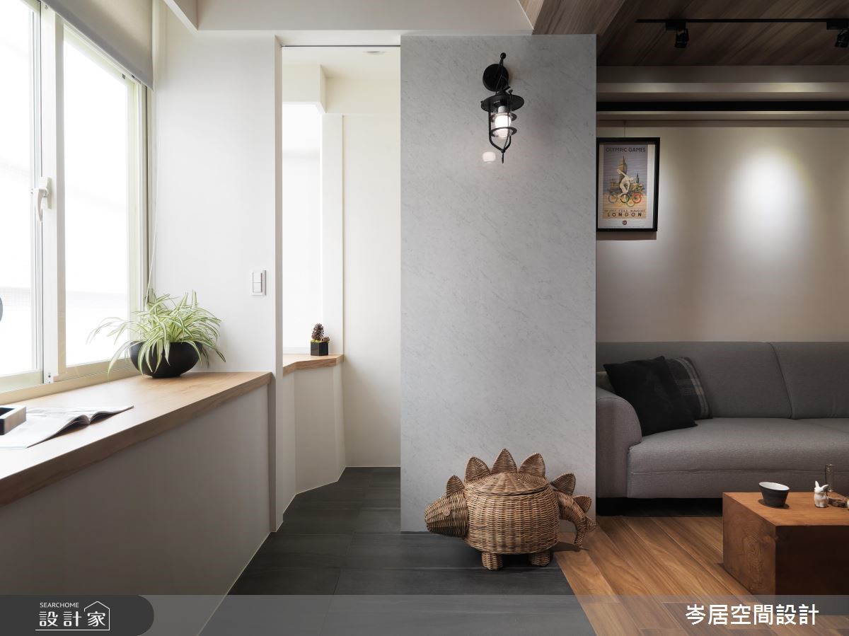 24坪老屋,設計師首先更新屋況,將水電、管線全部換新