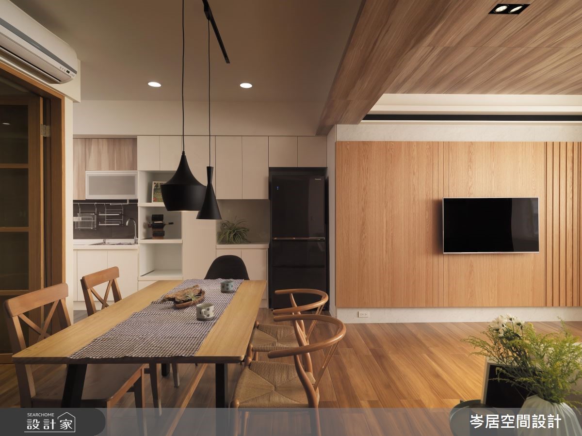 24坪老屋,設計師首先更新屋況,將水電、管線全部換新