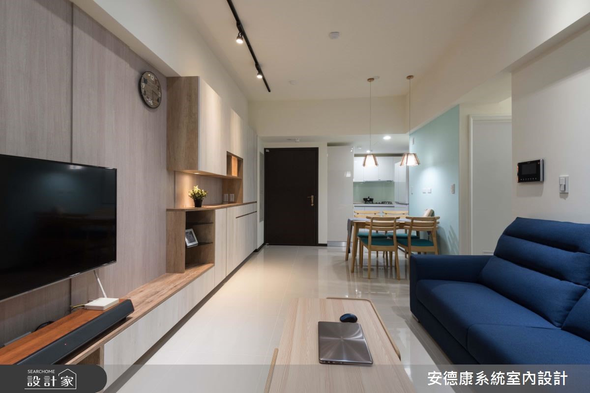 由於 30 坪住宅的屋主夫妻喜愛北歐風,又希望在收納功