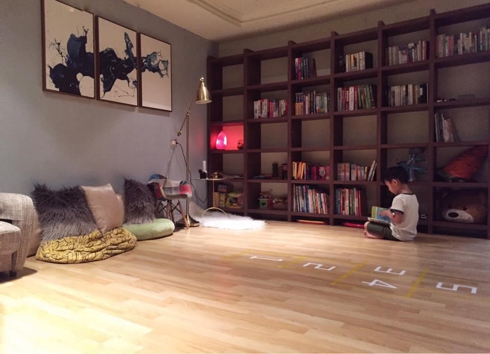 多年前公婆與兒子們同住在這三十年的社區大樓,婚後我