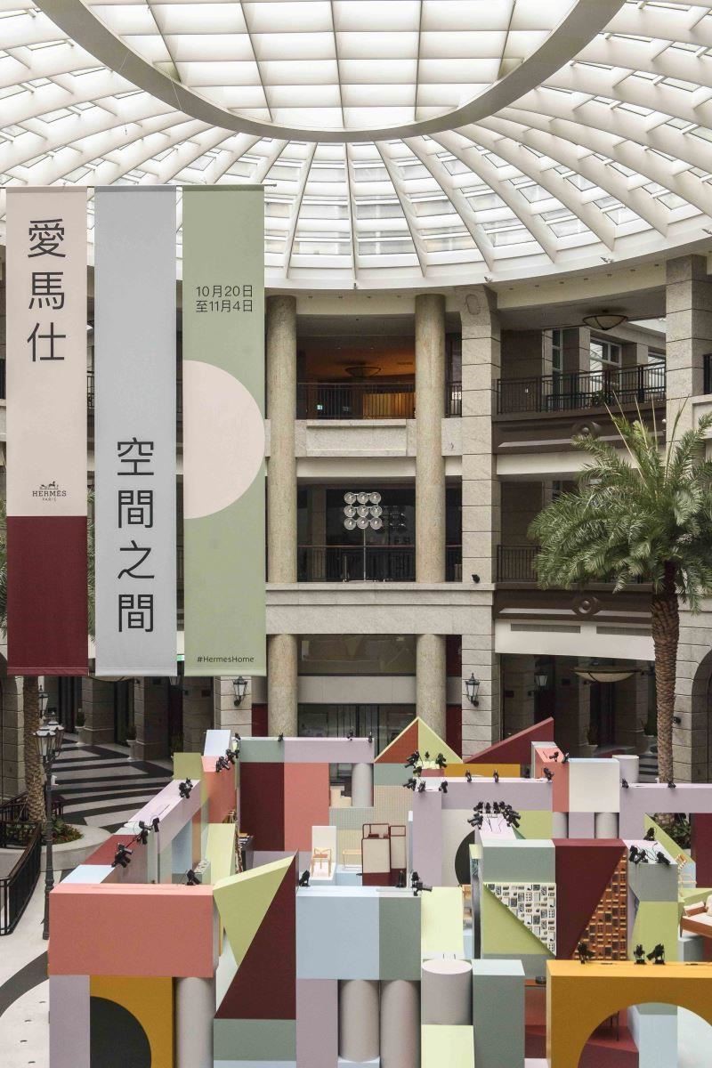 「愛馬仕空間之間」展覽全景。 「愛馬仕空間之間」展覽全景。