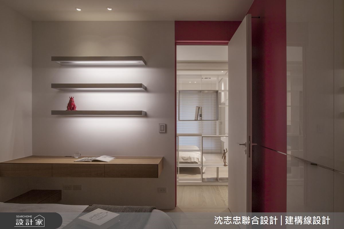 此案位於高樓層住宅,享有絕佳的視覺景觀,室內以現代