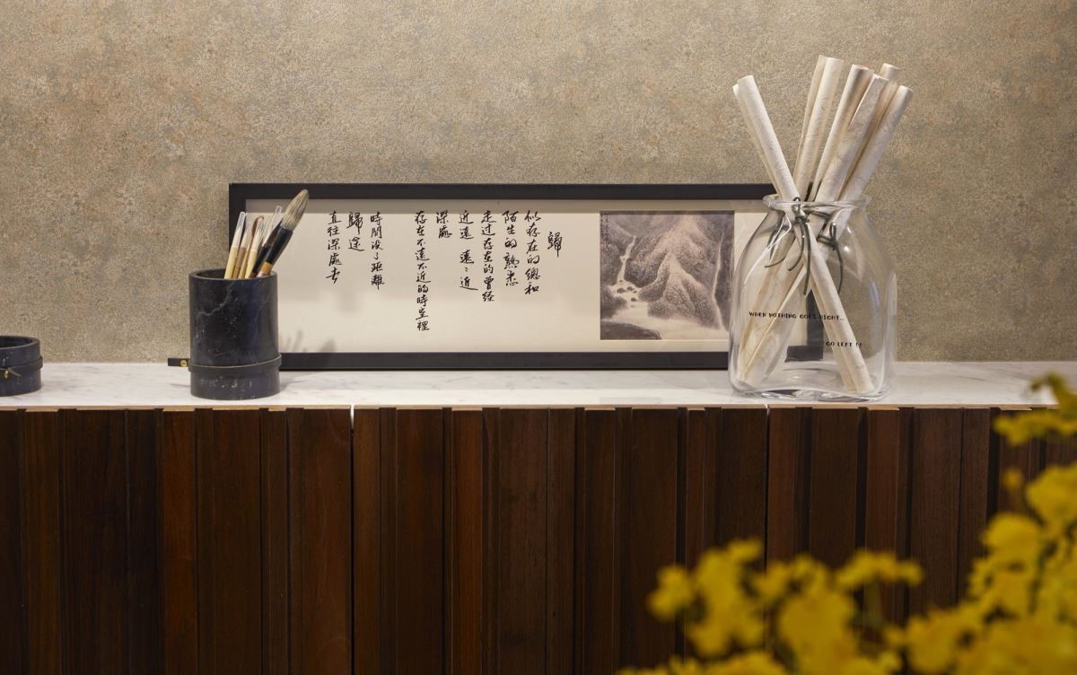 大量的藏書、心愛的書畫,一不注意,可能就受潮損壞。(朱英凱室內設計事務所提供) 大量的藏書、心愛的書畫,一不注意,可能就受潮損壞。(朱英凱室內設計事務所提供)
