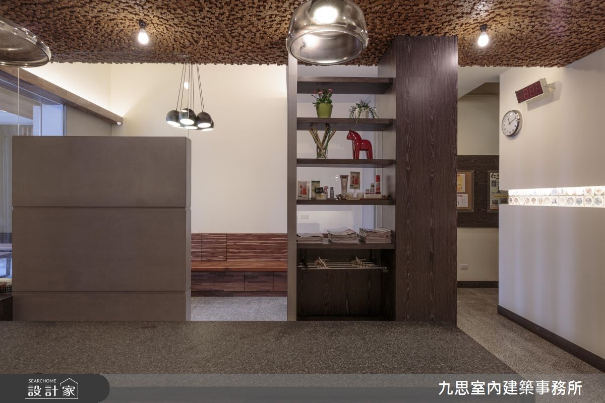 65 坪老屋經由翻新後,開啟中醫診所的新氣象,整體引
