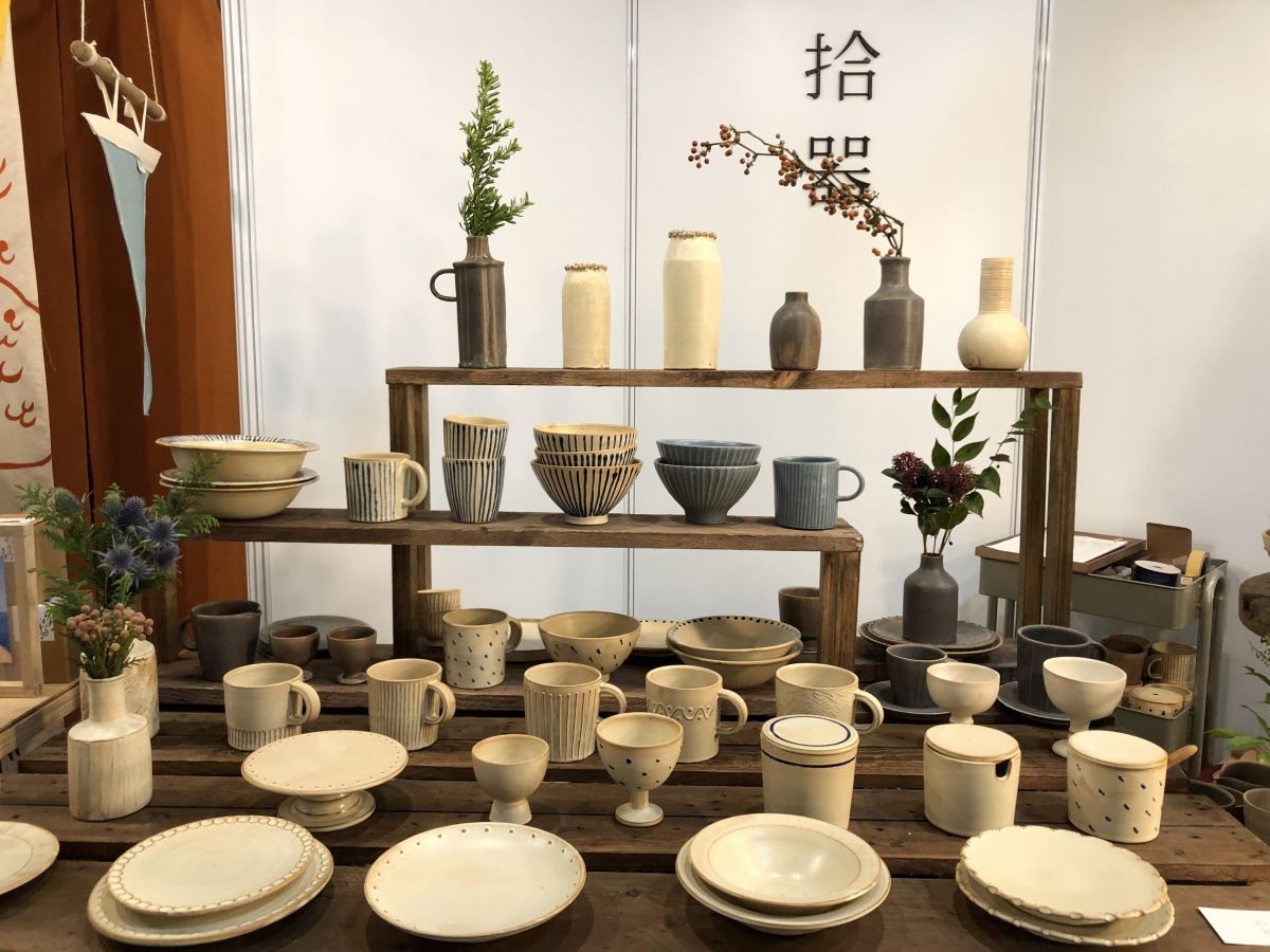 「拾器」以日常生活為靈感,突顯陶土的原質,點綴小巧思,耐看也實用! 「拾器」以日常生活為靈感,突顯陶土的原質,點綴小巧思,耐看也實用!