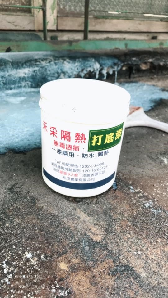 我們兩個女生,不是建築設計相關科系,面對50年老屋瓦
