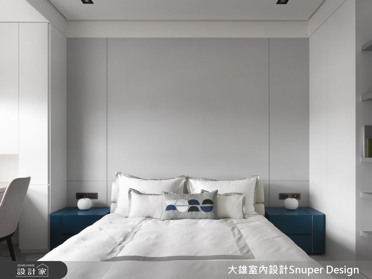 運用建築視角,讓多色的炫麗光帶遊走室內,同時打造幾