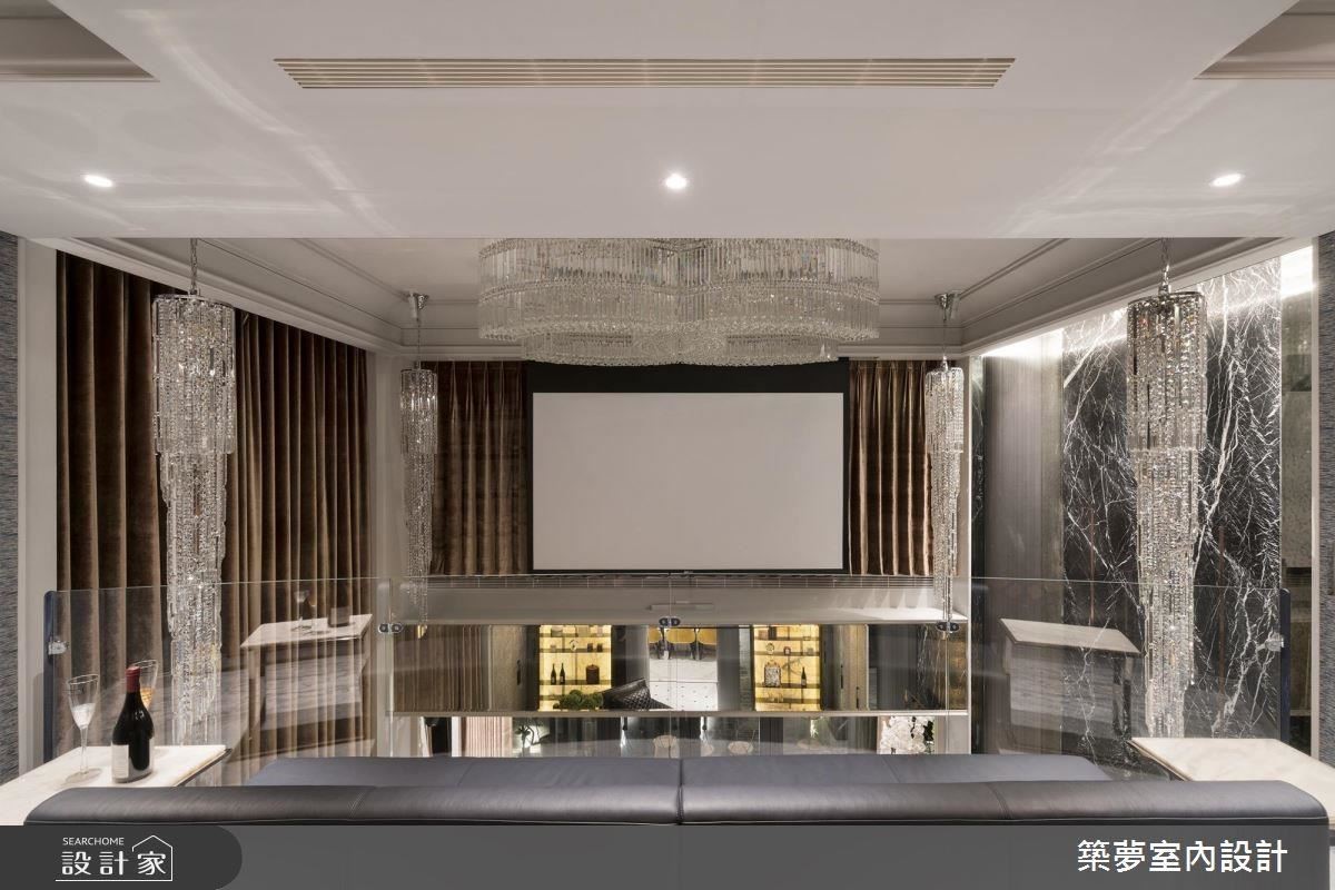 呼應歐洲城堡建築外觀的絕妙設計,佐以恢弘大器的選材