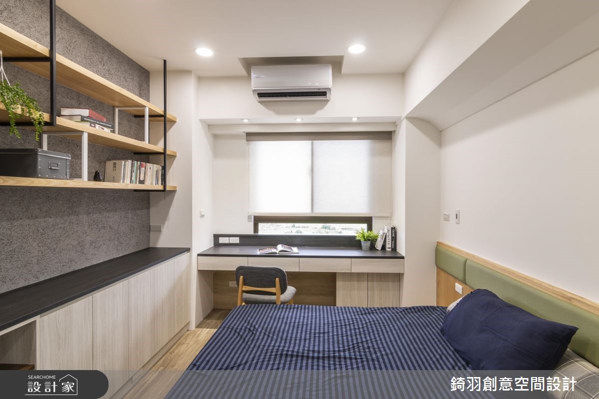 15 坪 Loft風屋主本身職業為警察,平時喜愛在家健身運