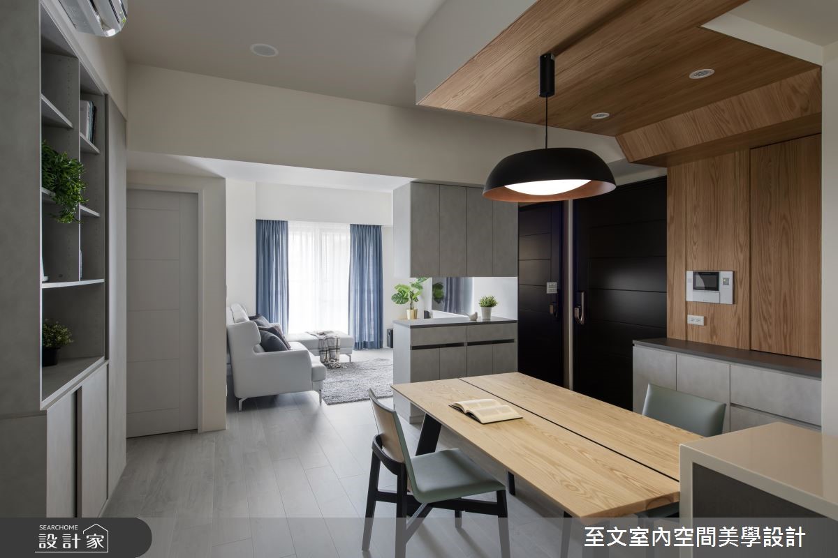 18 坪中古屋,屋主夫妻為上班族,喜愛簡約風格,對建
