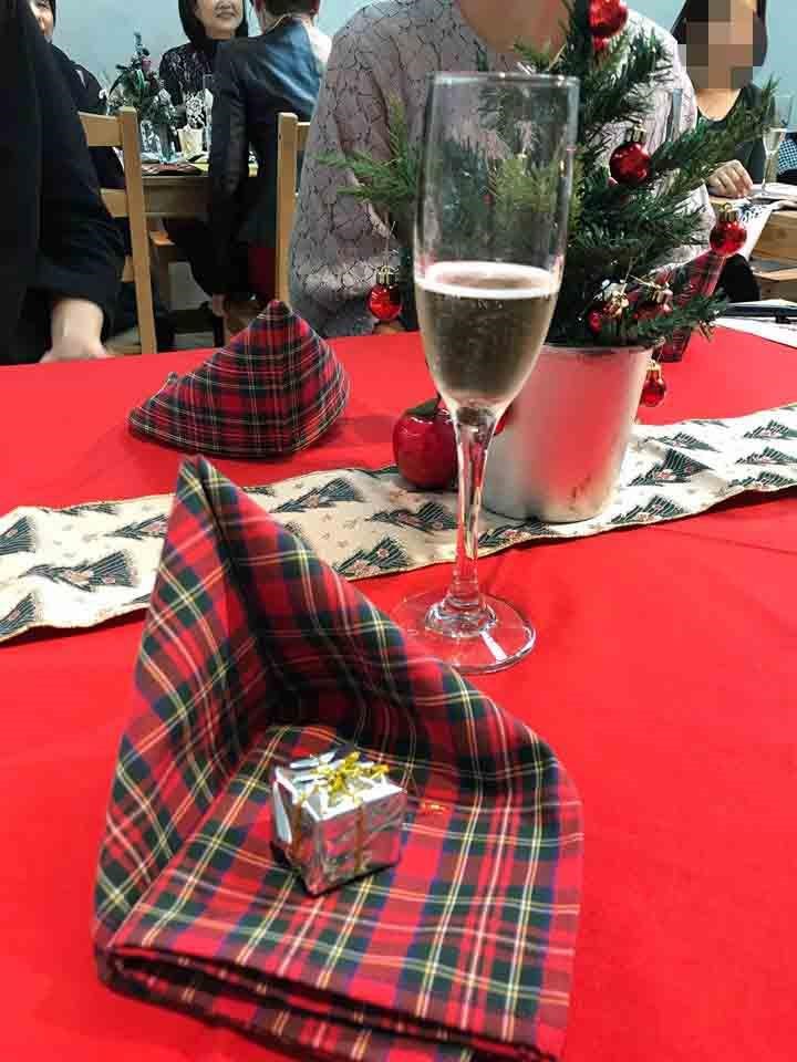 為紀念日本餐桌擺飾藝術協會創立30周年,日本餐桌擺設