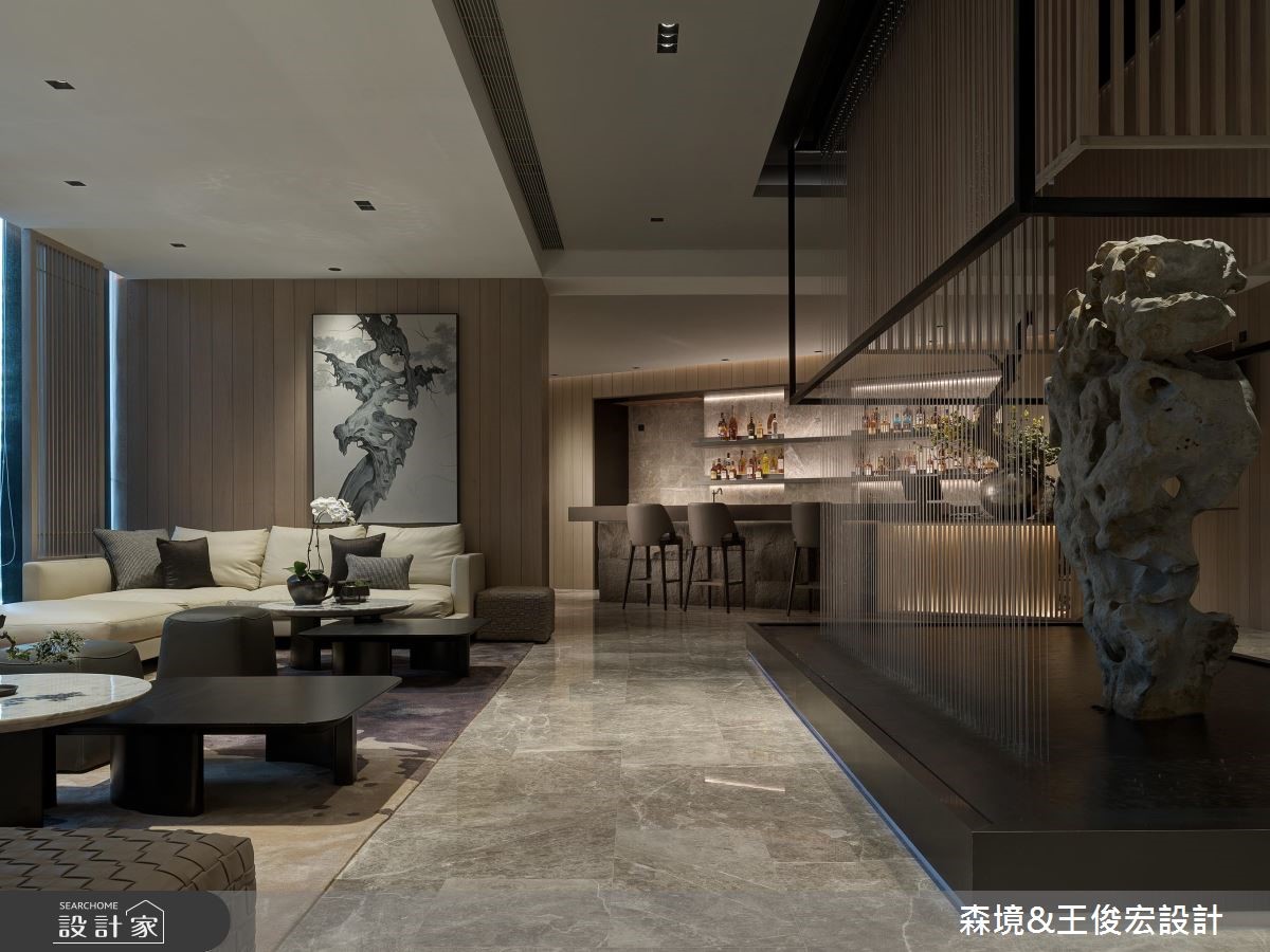 530 坪的老屋以易經卦象為規劃概念,設計師將傳統風水