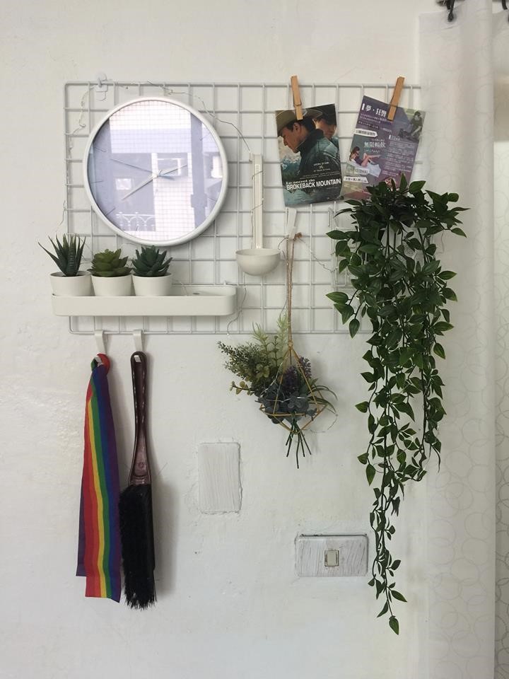 Pei Wu的租屋處,原本是非常傳統的老舊公寓,屋齡大概