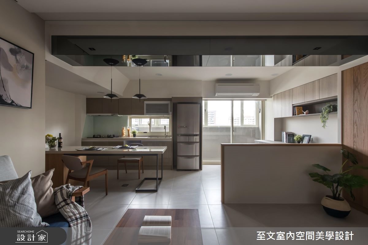 作為退休宅使用的24坪老屋,設計師將屋況翻新,改善樑