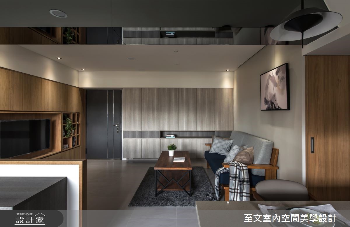 作為退休宅使用的24坪老屋,設計師將屋況翻新,改善樑