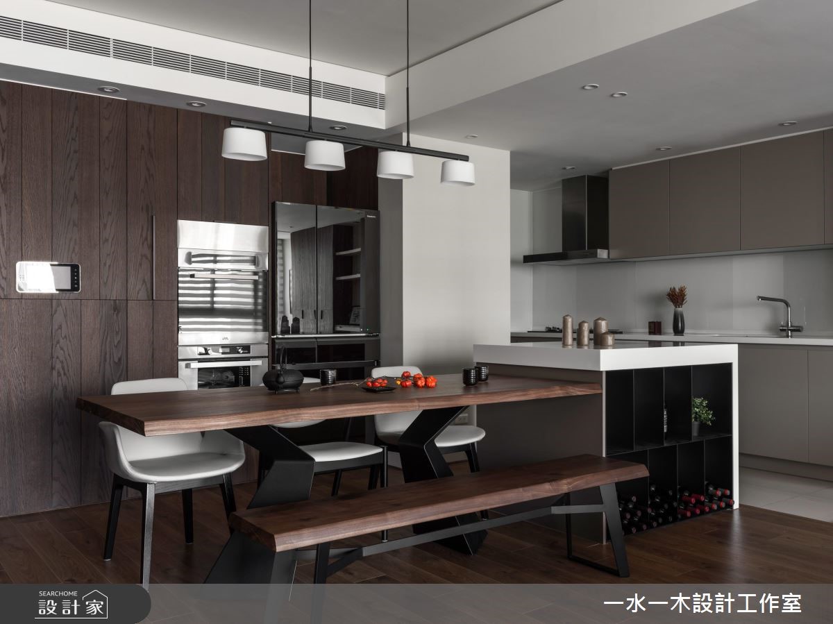 設計師在見到 45 坪住宅的屋主後,就對他的溫文儒雅印