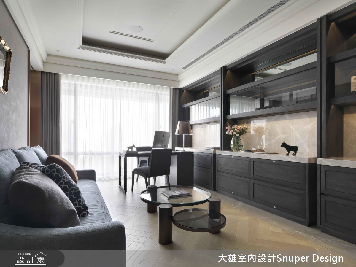 以現代風格為基底,注入古典風情的優雅與細緻,空間裡