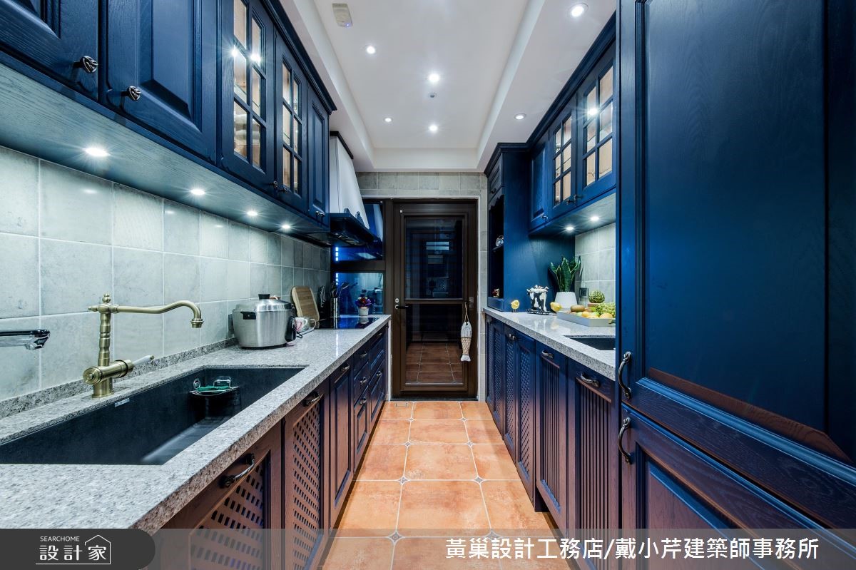 不僅是經典的鄉村風品味,更揉合復古磚、檜木、松木的