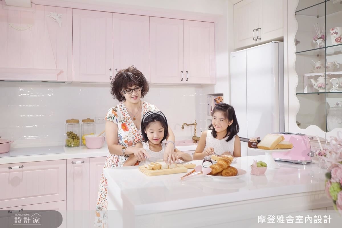 精準用色,向來是摩登雅舍室內設計王思文(Vivian)、汪