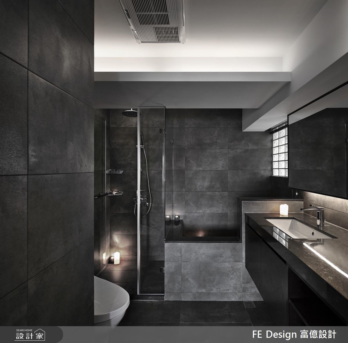 32 坪的現代風老屋,原先是辦公空間,而且屋高和樑高