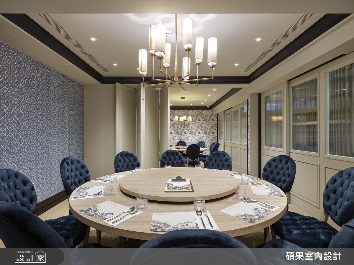 「芒果樹」是結合義式料理精神的泰式料理餐廳,設計師