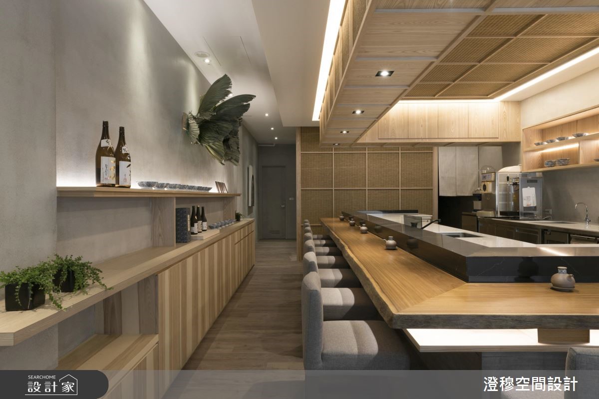 22 坪的日式料理小店「湯葉鮨」,藏於隱密的巷弄裡,