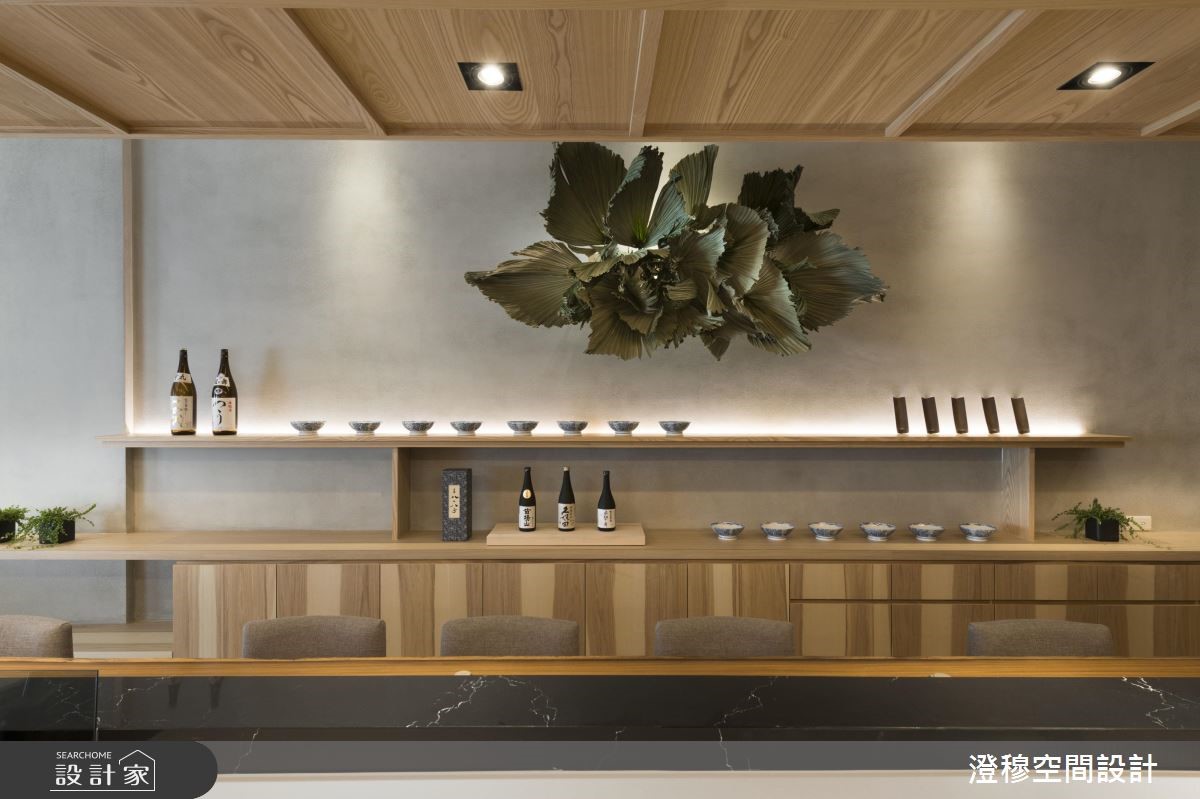 22 坪的日式料理小店「湯葉鮨」,藏於隱密的巷弄裡,