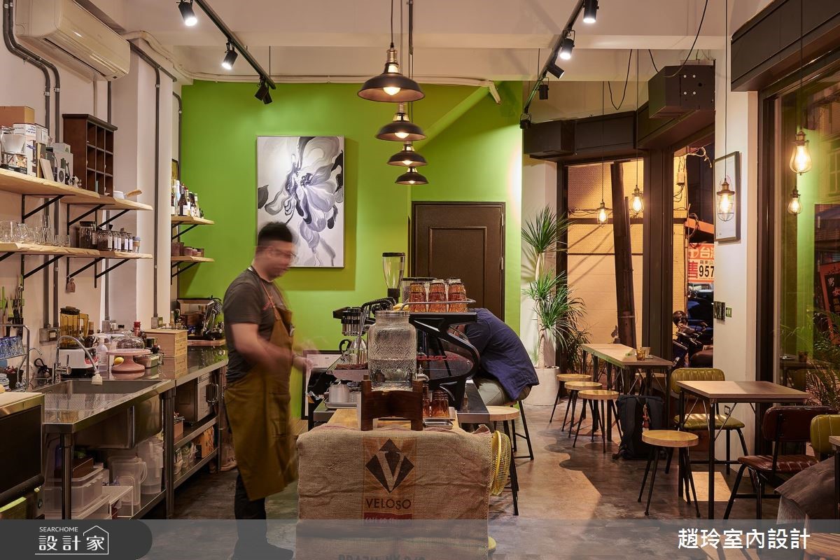 坐落於城市角落的咖啡店,擁有絕佳地理優勢,針對無法