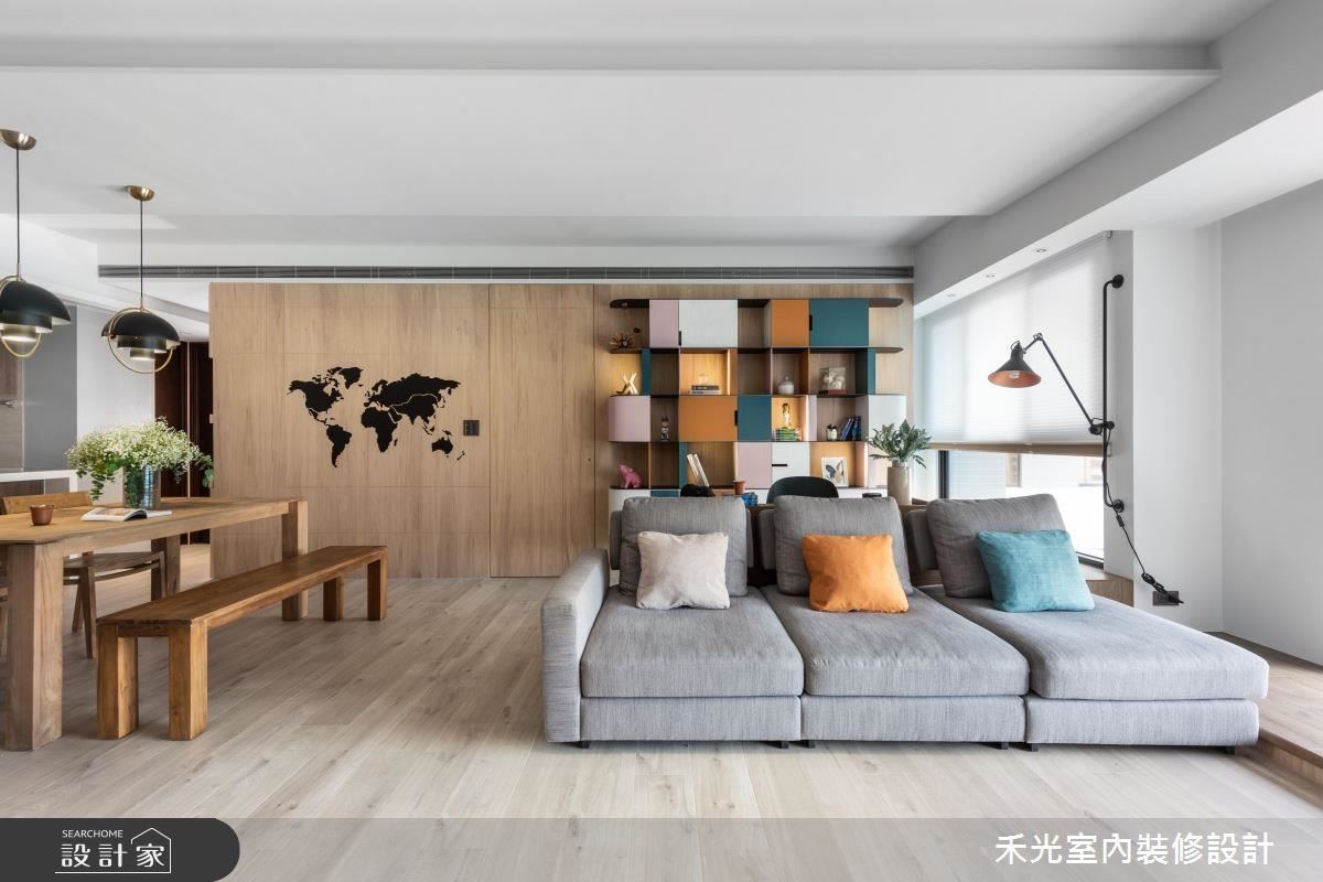 原先住在小坪數夾層的屋主夫妻,在有了小寶寶之後,原
