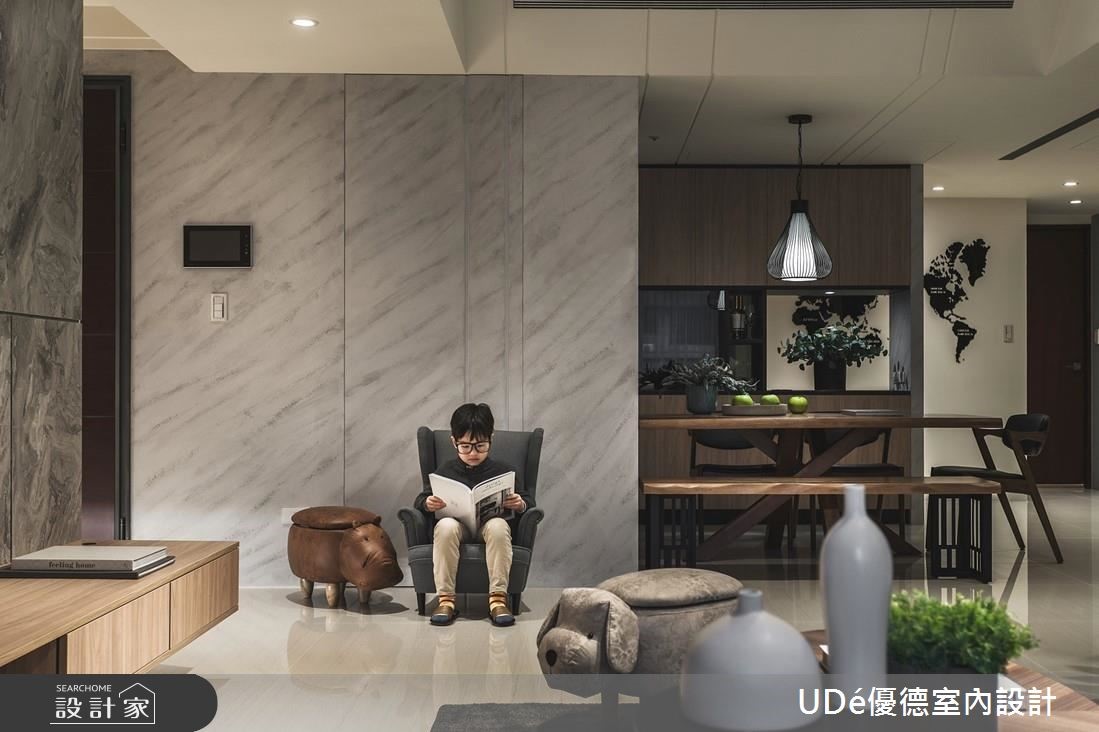 36 坪現代風住宅,一道莫蘭迪綠電視牆,傳遞溫柔沉穩