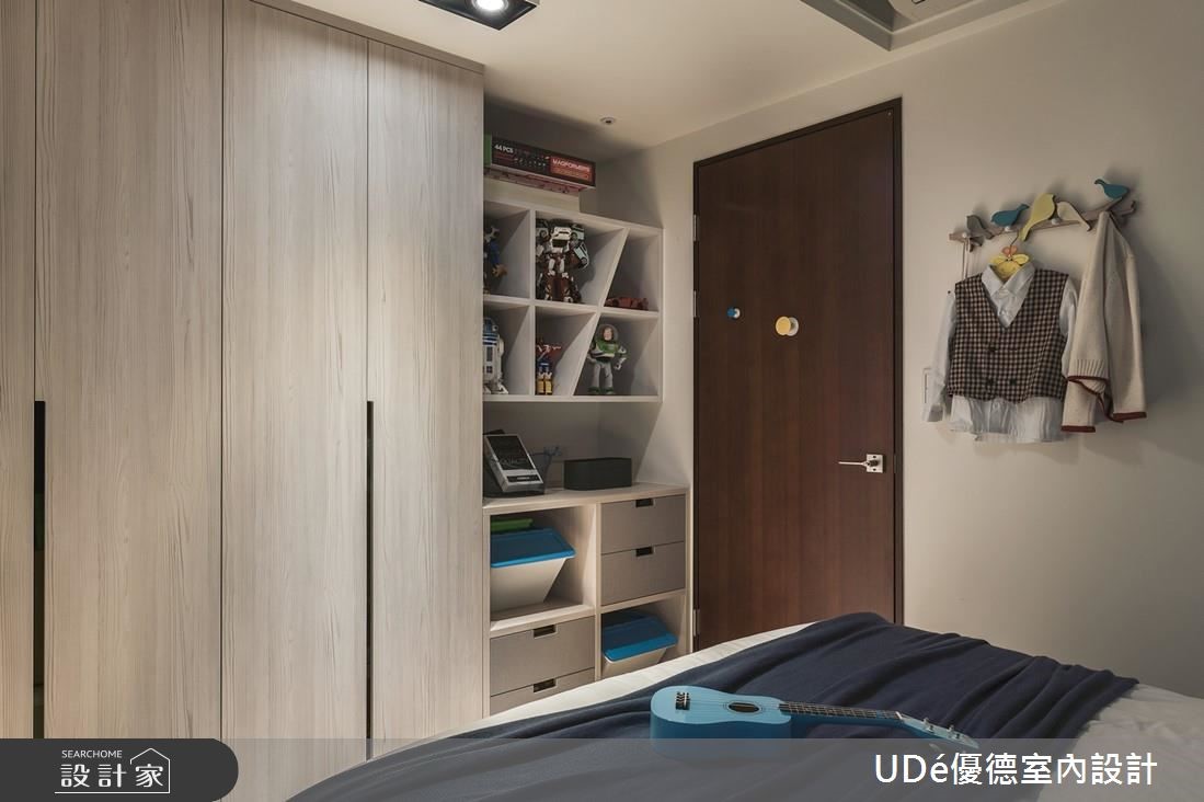 36 坪現代風住宅,一道莫蘭迪綠電視牆,傳遞溫柔沉穩