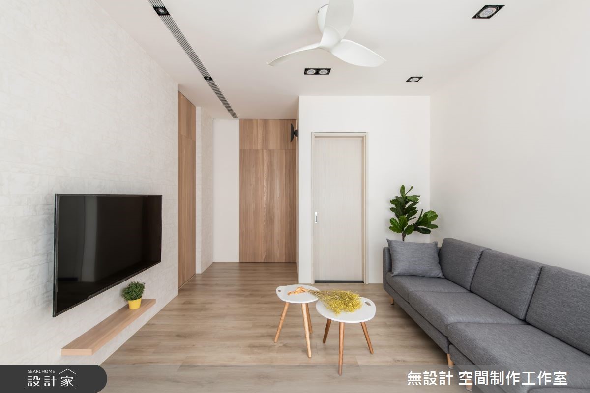 22 坪混搭風透天別墅,大量應用木質及玻璃鋪排,不僅