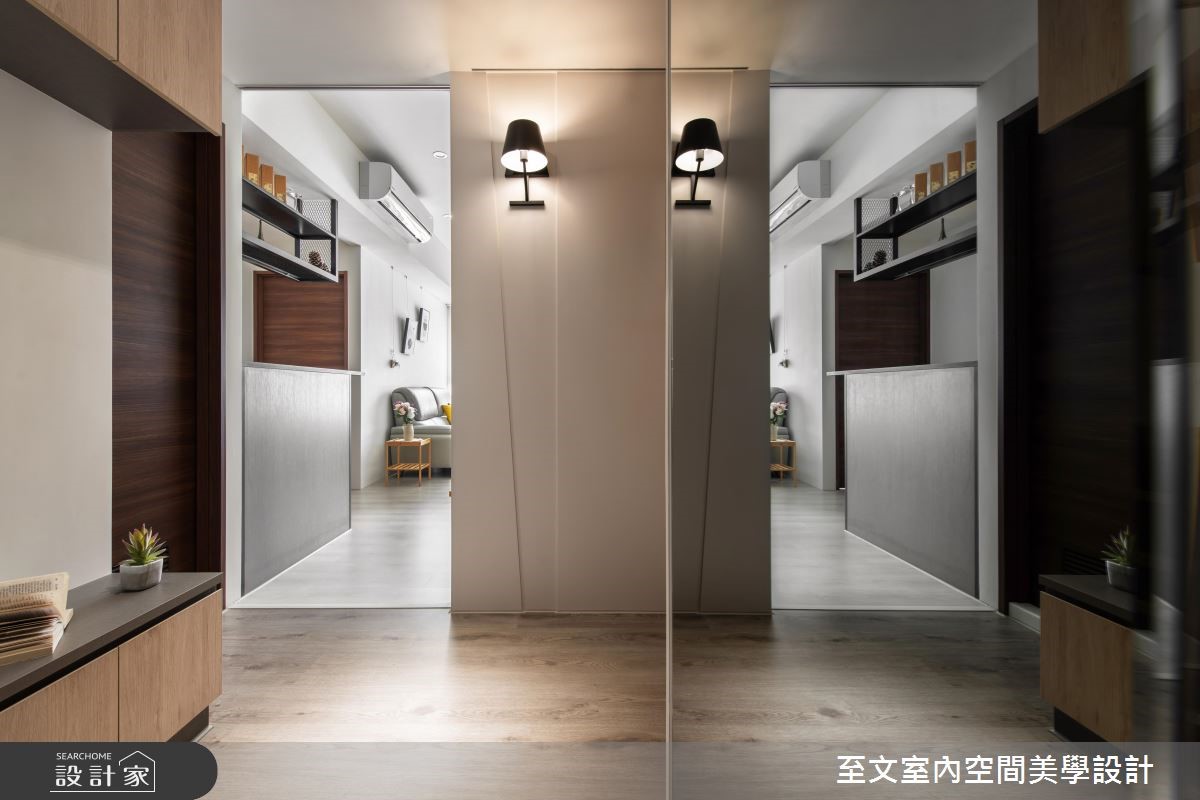 21 坪居家,設計師依循年輕夫妻的居住需求,於空間挹