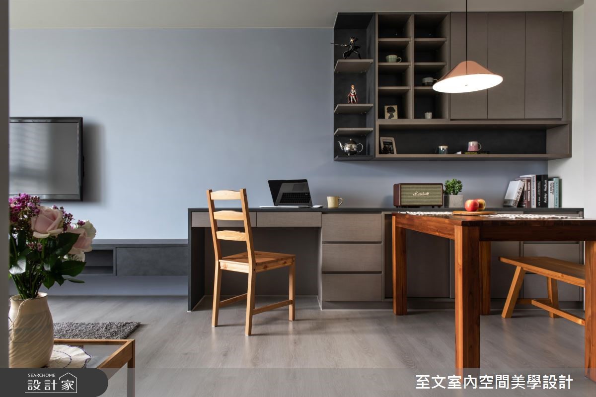 21 坪居家,設計師依循年輕夫妻的居住需求,於空間挹