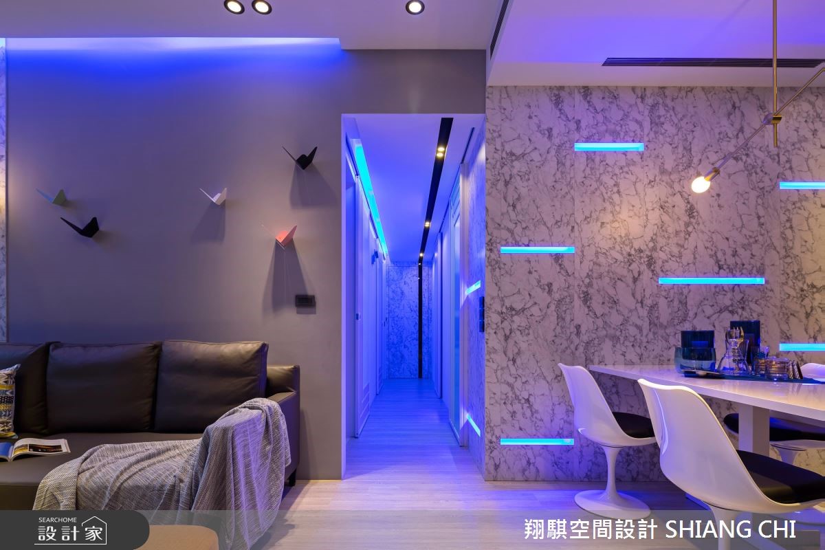 25 坪現代宅的屋主,對到義大利藍洞的旅遊經驗戀戀不