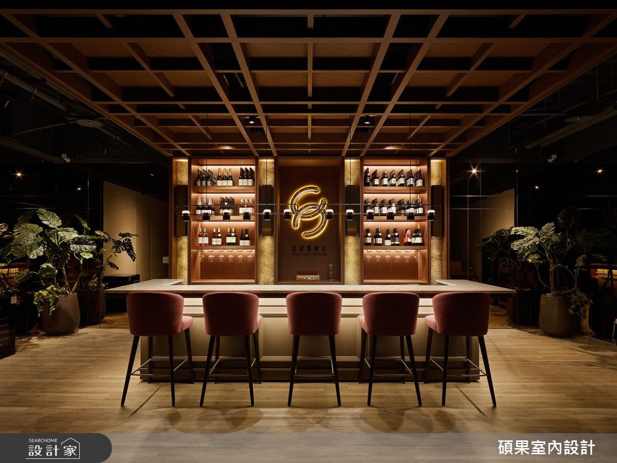 「酒探鄧斯坦」,作為進口澳洲酒商品酒空間,不單僅作