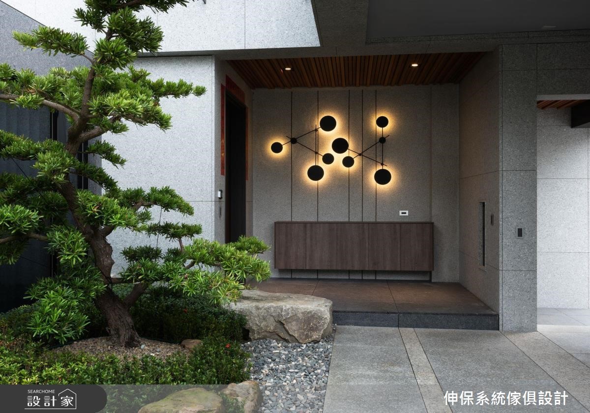 80 坪透天別墅,在現代風的基底之下,以大量石材搭接